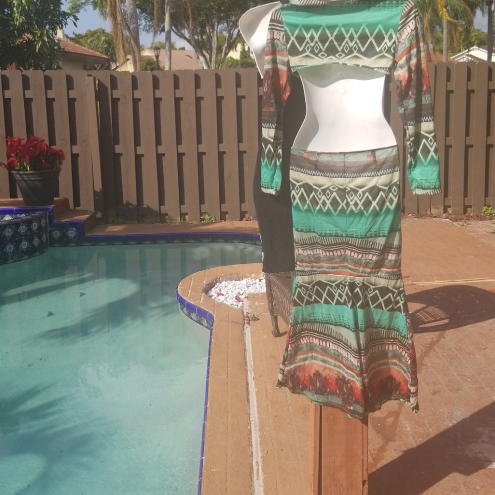 Dress - Picture 4 of 6
